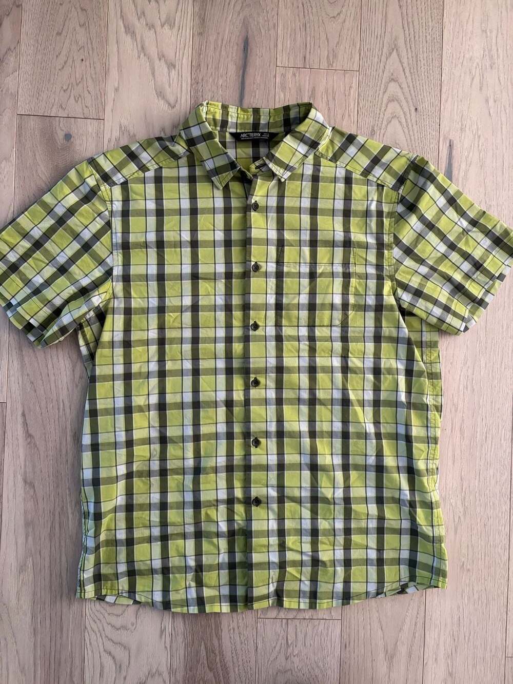 Arc'teryx Brohm SS Shirt Men's Green Plaid Short Sleeve Button Up Size L